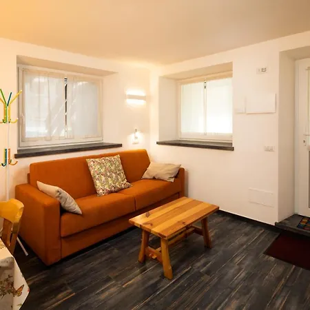 Apartament Dragorosa *